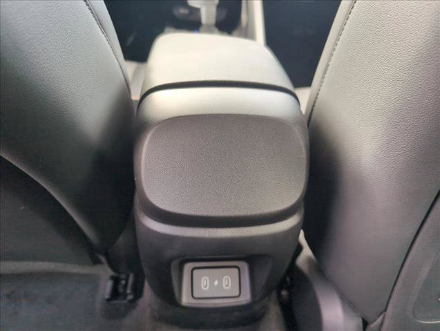 New 2026 Hyundai Elantra Limited FWD image 23