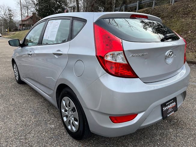 Used 2017 Hyundai Accent SE image 36