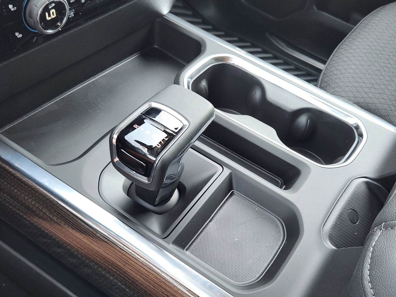 New 2026 Chevrolet Silverado 1500 LT w/ Texas Edition Plus RWD image 18