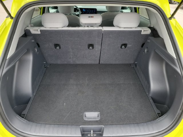 Used 2025 Hyundai Kona SEL FWD image 9