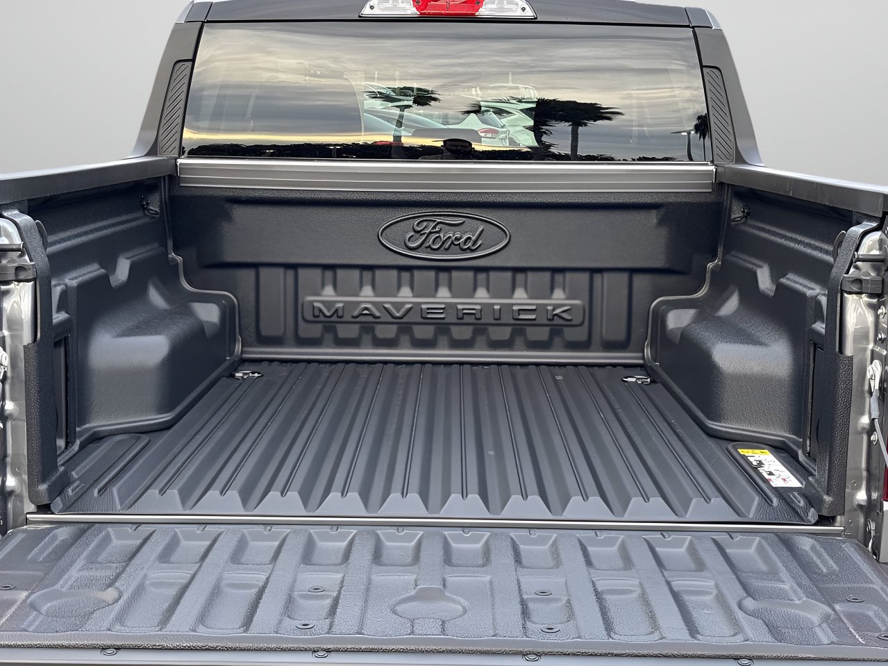 New 2025 Ford Maverick XLT w/ XLT Luxury Package AWD/4WD image 11