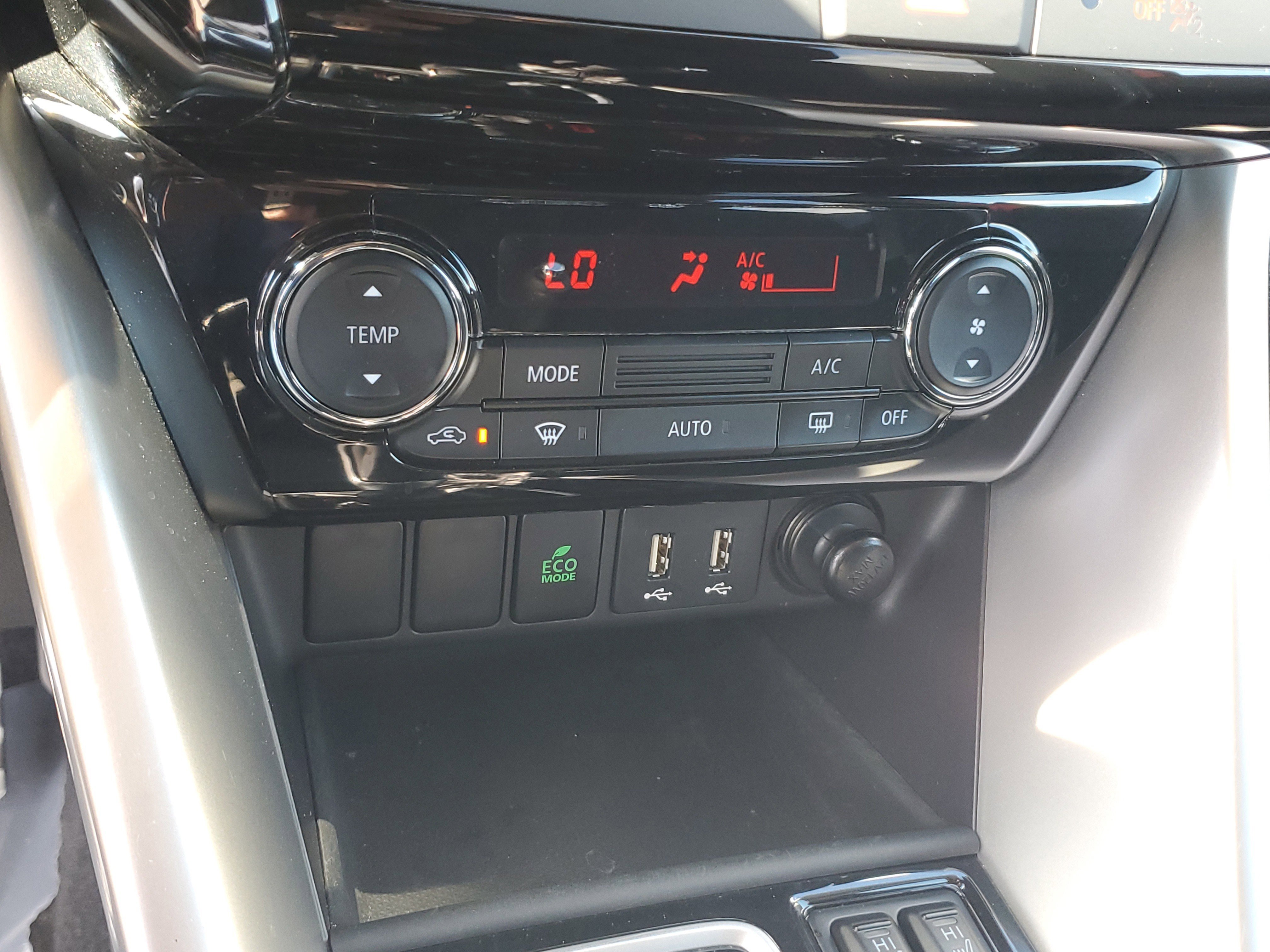 Used 2022 Mitsubishi Eclipse Cross LE image 30