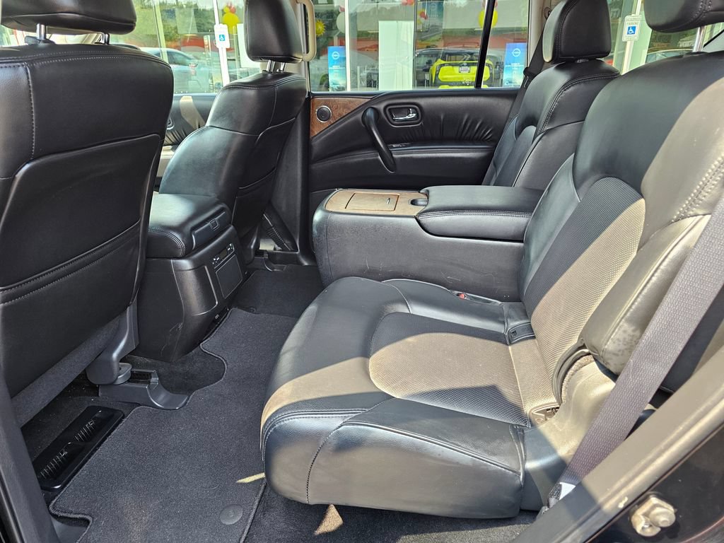 Used 2024 Nissan Armada SL w/ Captain's Chairs Package AWD/4WD image 17