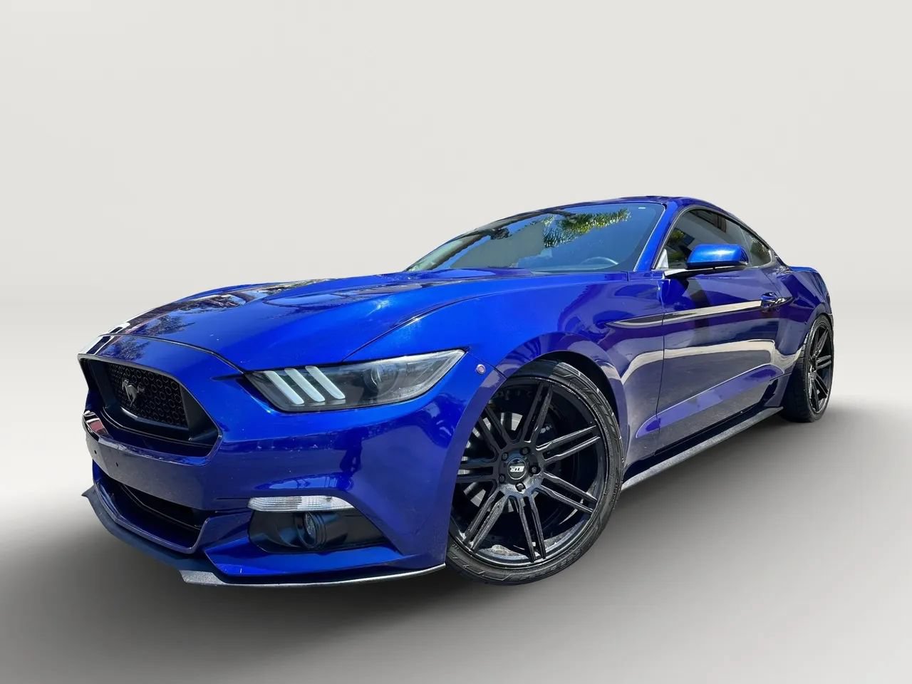 Used 2015 Ford Mustang GT w/ Equipment Group 051A RWD image 13