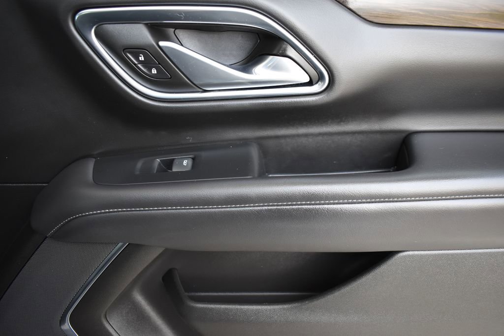 Used 2022 Chevrolet Tahoe Z71 w/ Luxury Package image 15