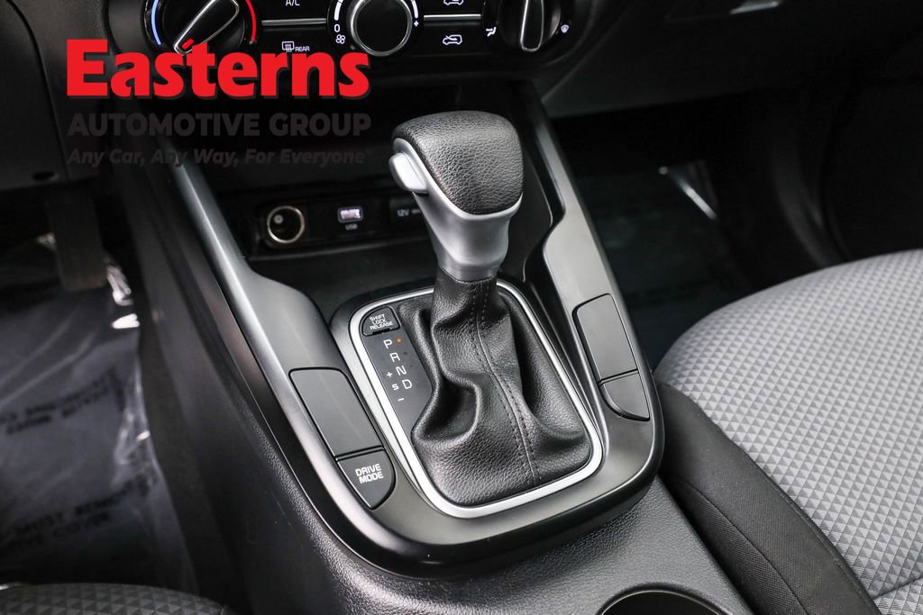 Used 2025 Kia Soul LX w/ LX Technology Package image 13