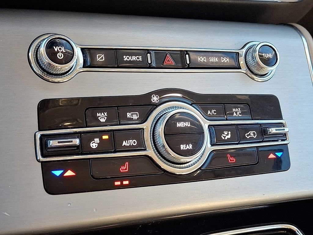 Used 2021 Lincoln Aviator AWD w/ Elements Package image 17