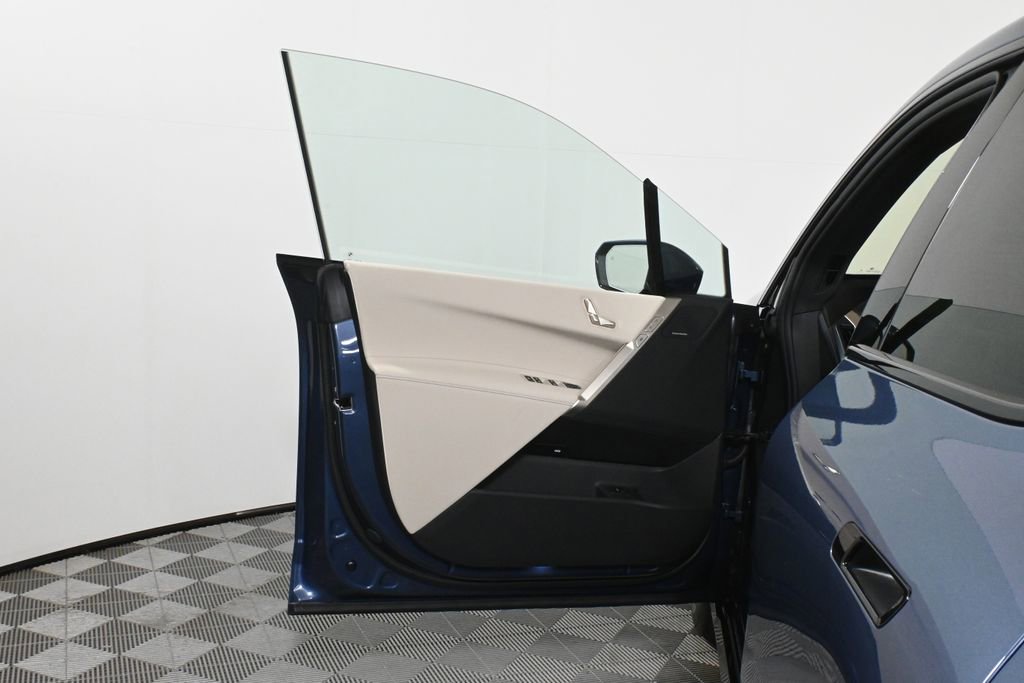Used 2026 BMW iX xDrive45 image 26