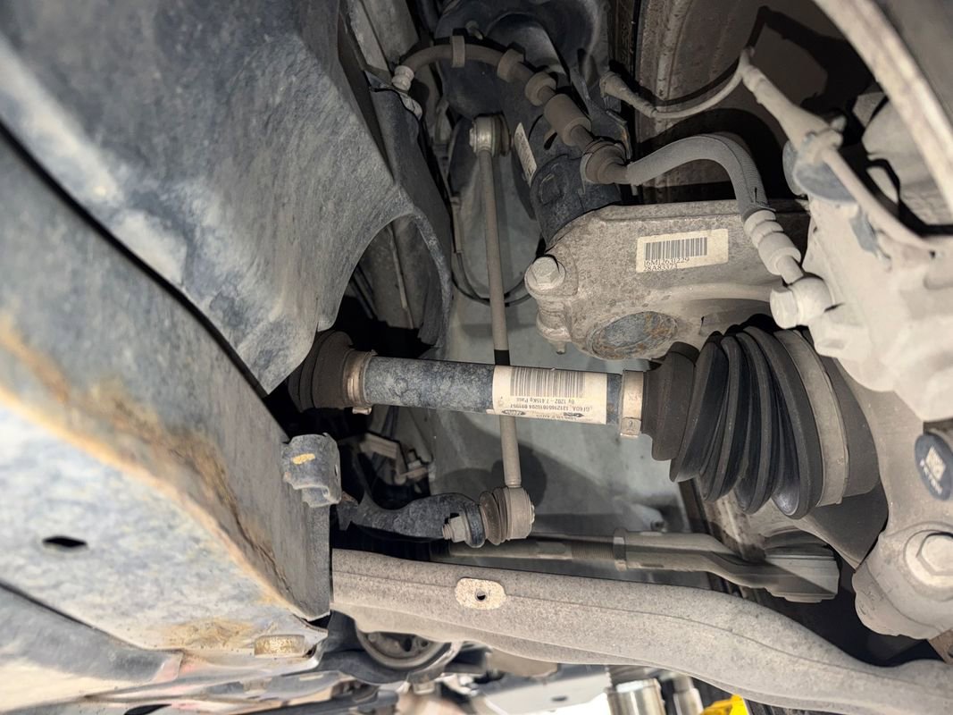 Used 2017 Land Rover Range Rover Evoque SE Premium image 27