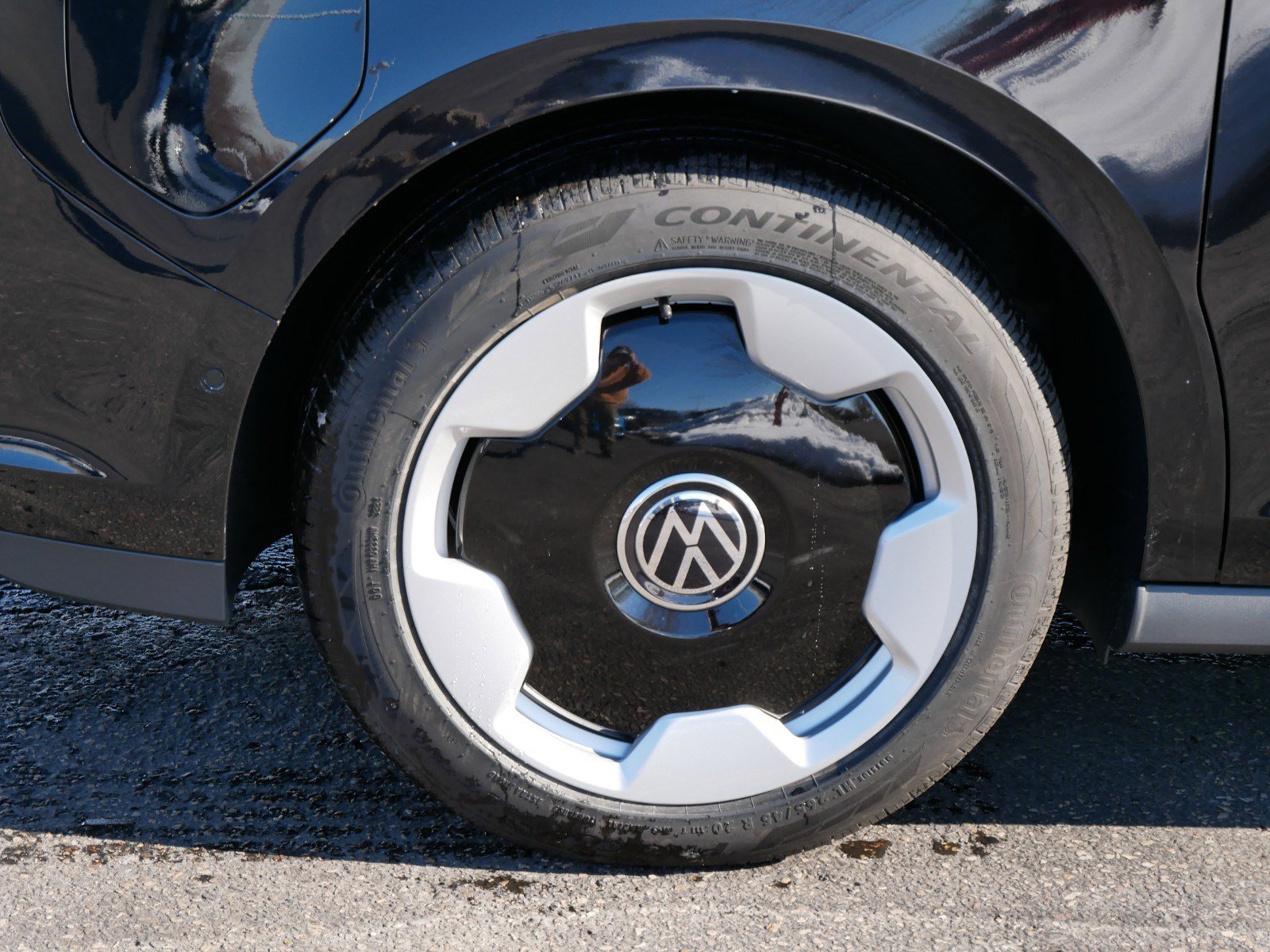 New 2025 Volkswagen ID. Buzz Pro S image 5