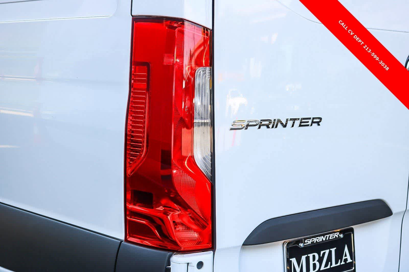 Used 2024 Mercedes-Benz Sprinter 2500 image 10