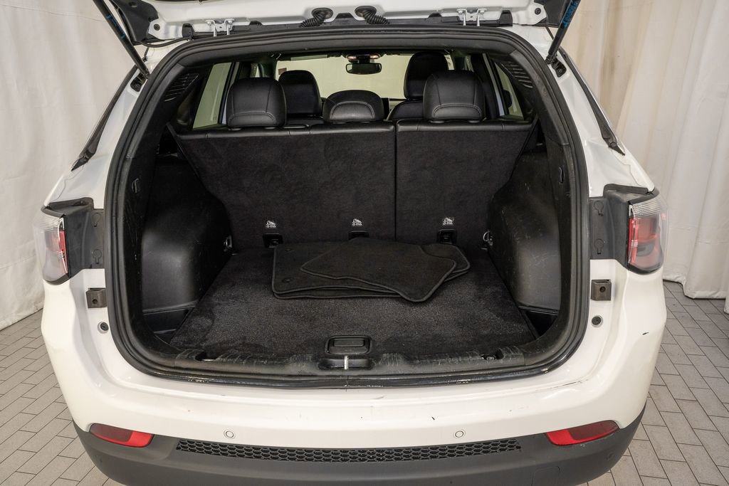 Used 2024 Jeep Compass Limited image 5