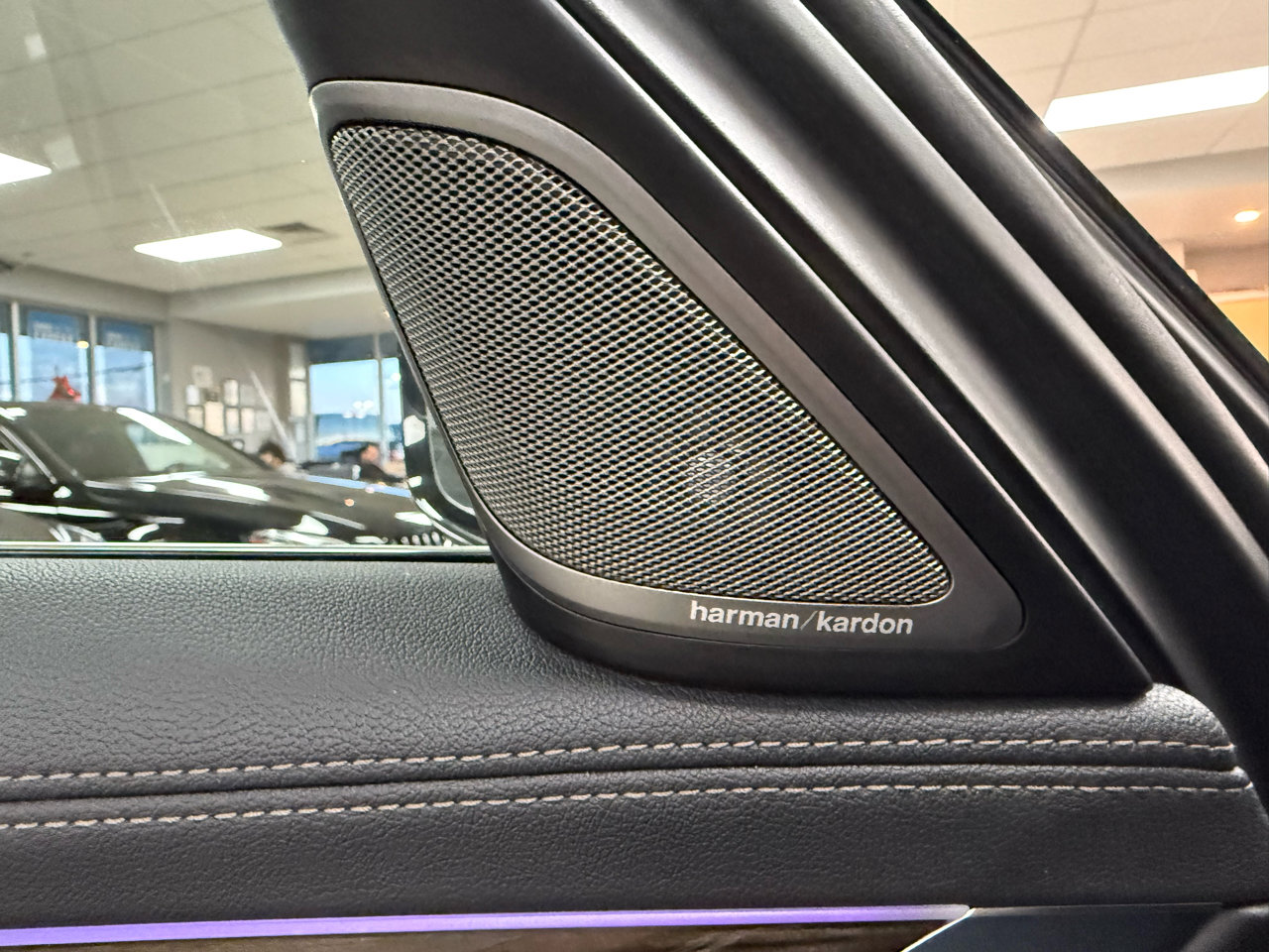 Used 2016 BMW 740i image 25