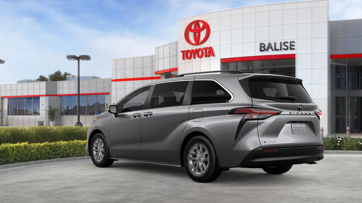 New 2026 Toyota Sienna LE AWD/4WD image 6