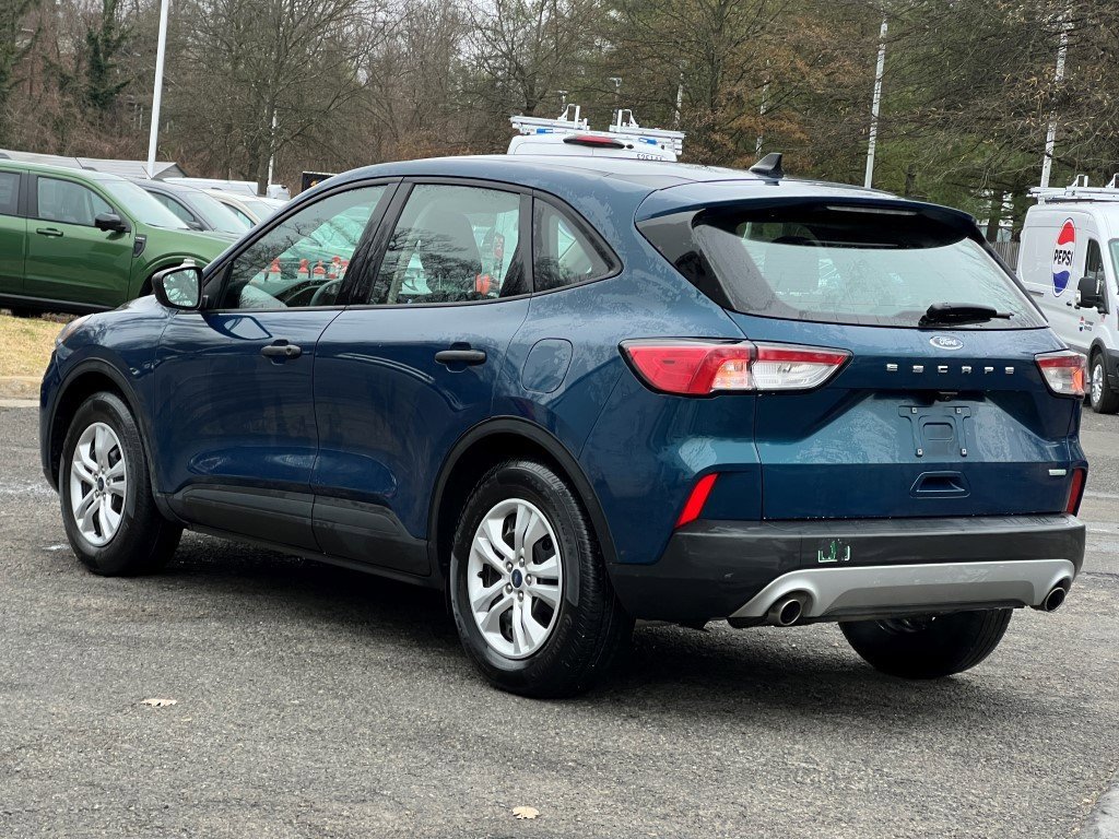 Used 2020 Ford Escape S image 4