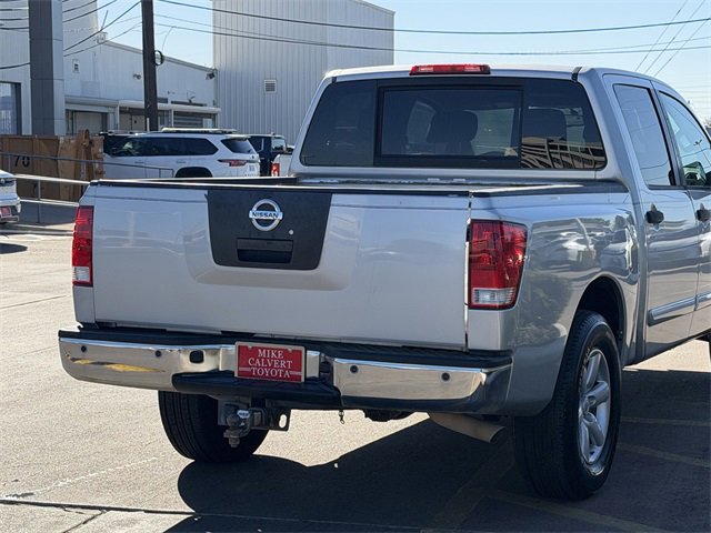 Used 2012 Nissan Titan SV w/ SV Value Truck Pkg image 7