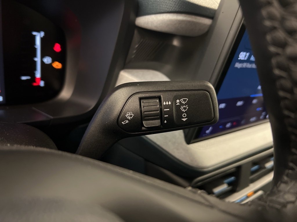 New 2025 Ford Maverick XLT w/ XLT Luxury Package image 16