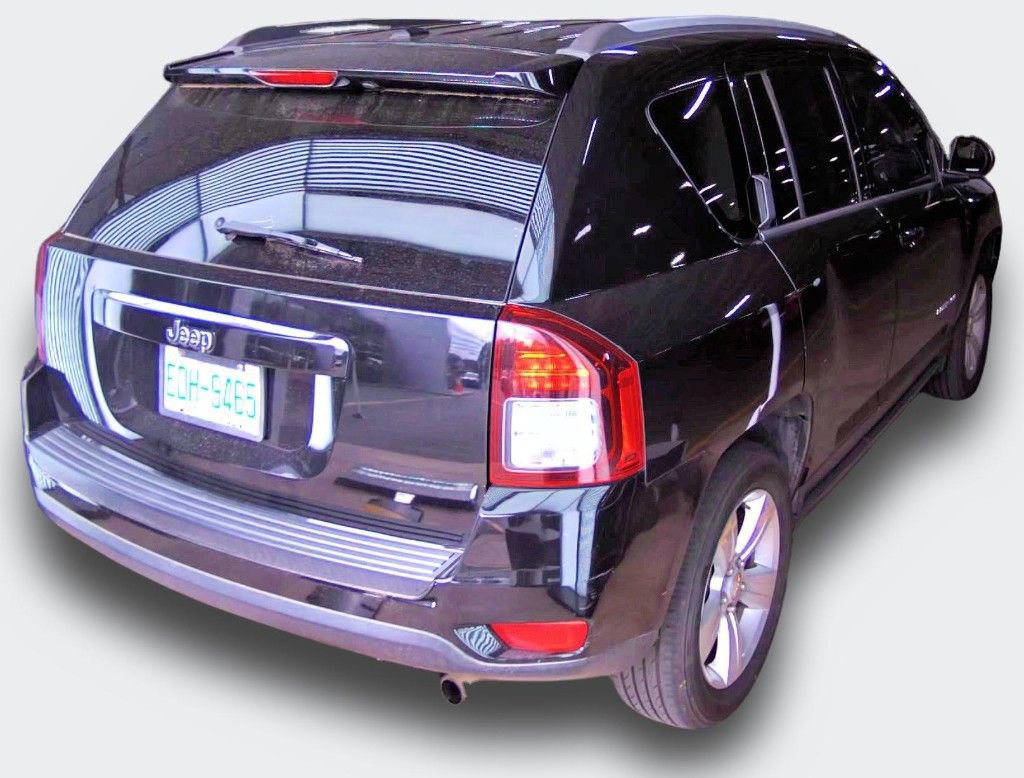 Used 2016 Jeep Compass Sport w/ Power Value Group FWD image 3