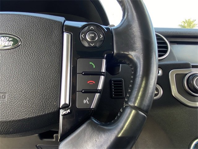 Used 2016 Land Rover LR4 HSE Silver Edition image 9