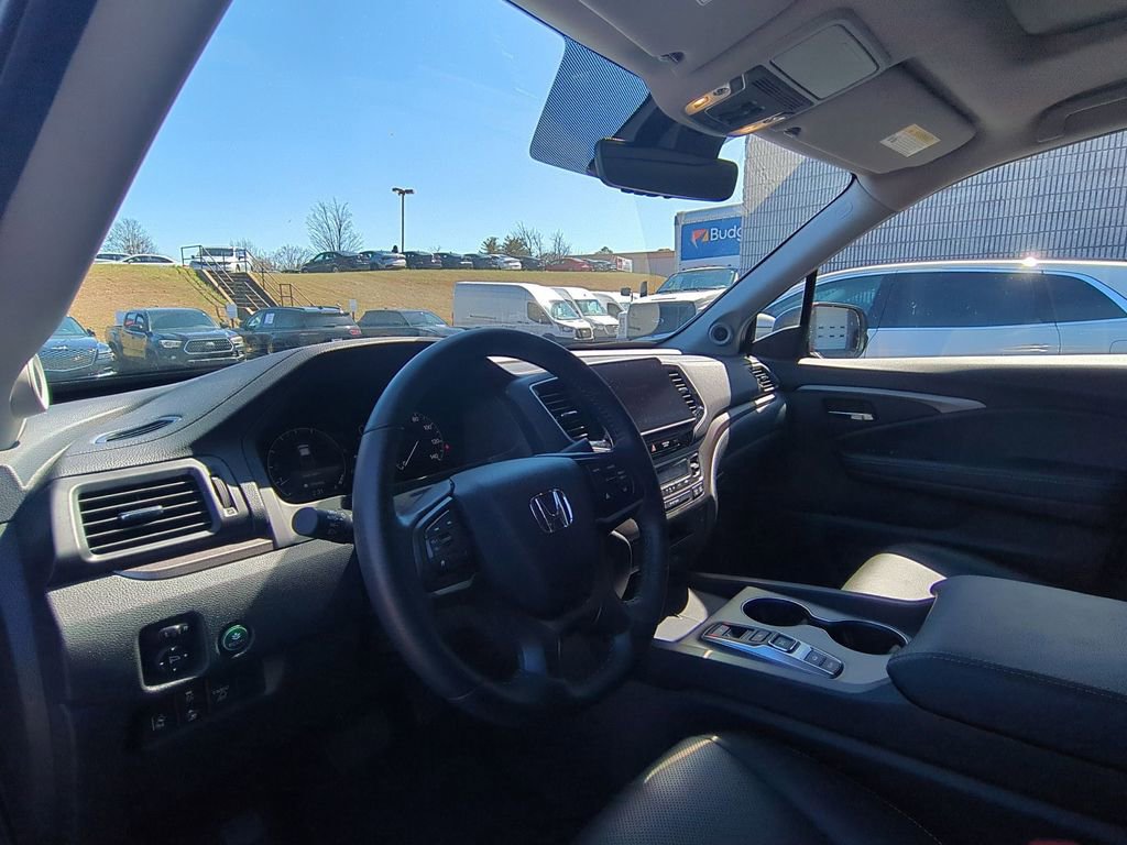Used 2025 Honda Ridgeline RTL image 15