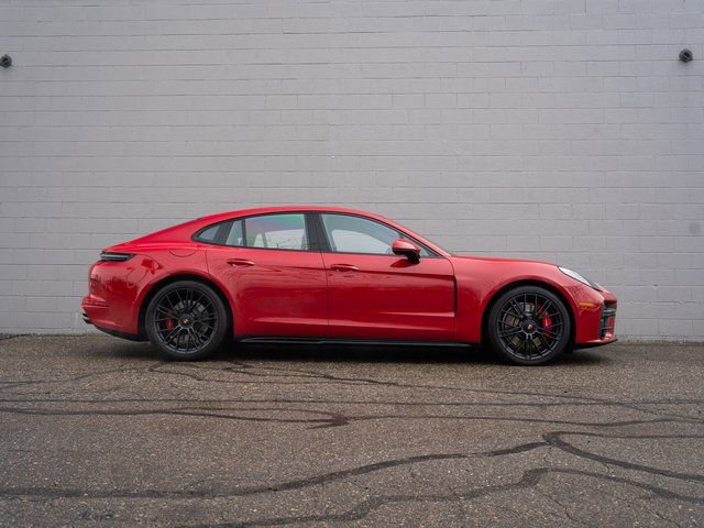 Used 2025 Porsche Panamera GTS image 8