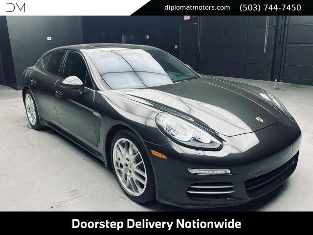 Used 2014 Porsche Panamera 4 AWD/4WD image 8