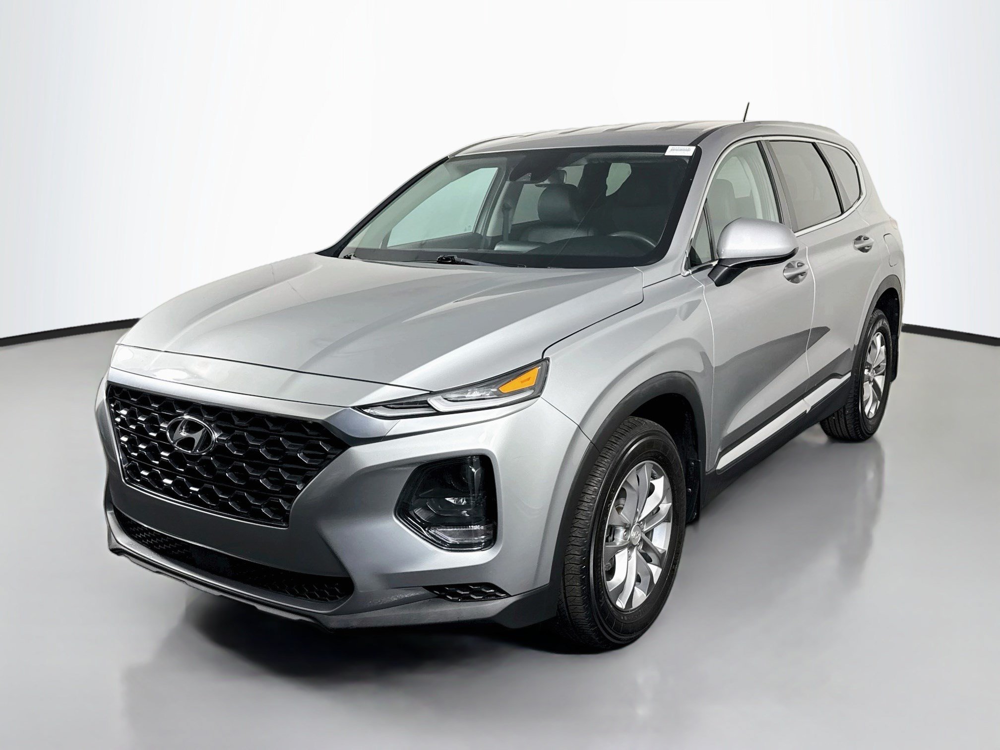 Used 2020 Hyundai Santa Fe SE FWD image 4