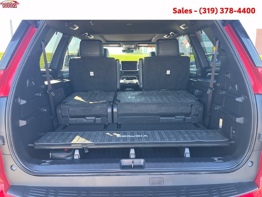 Certified 2024 Toyota Sequoia Platinum AWD/4WD image 8