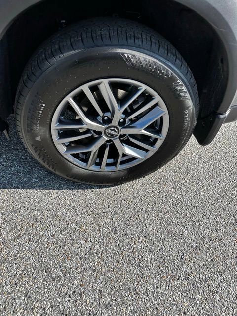 New 2026 Nissan Rogue S image 11