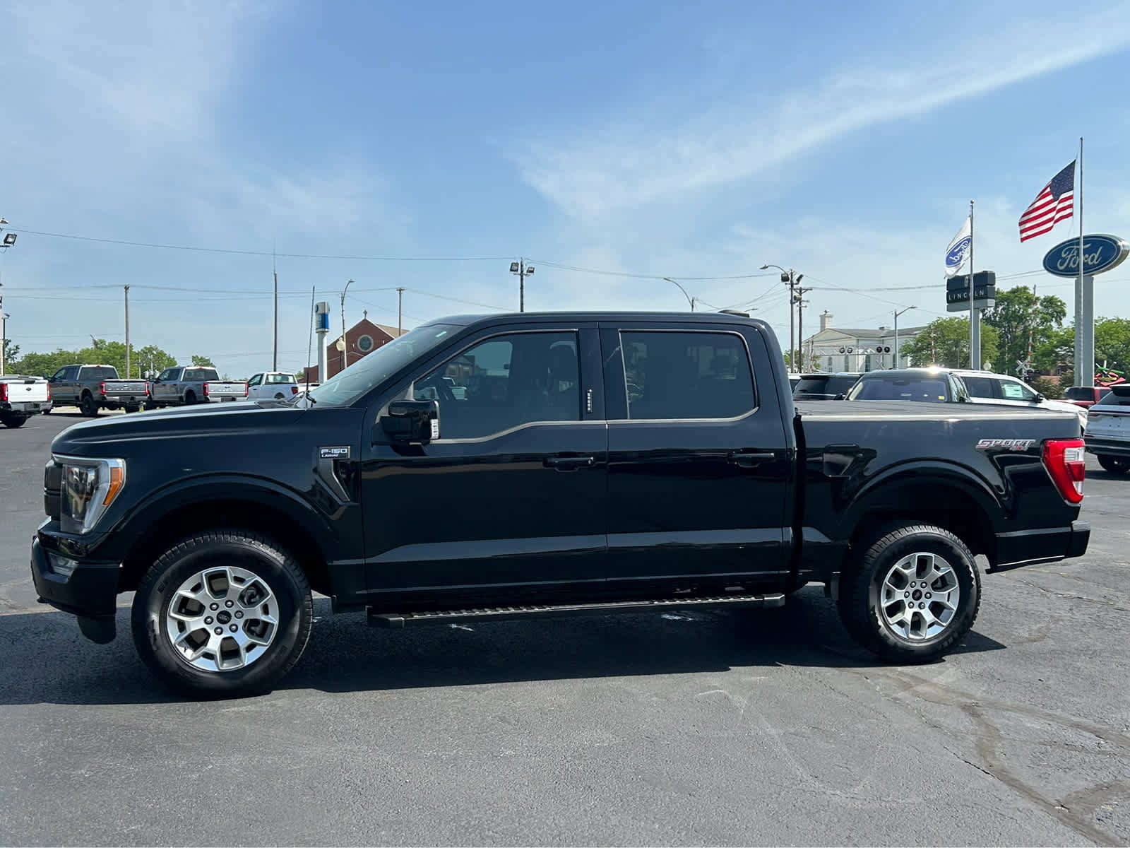 Used 2023 Ford F150 Lariat w/ Equipment Group 502A High AWD/4WD image 1