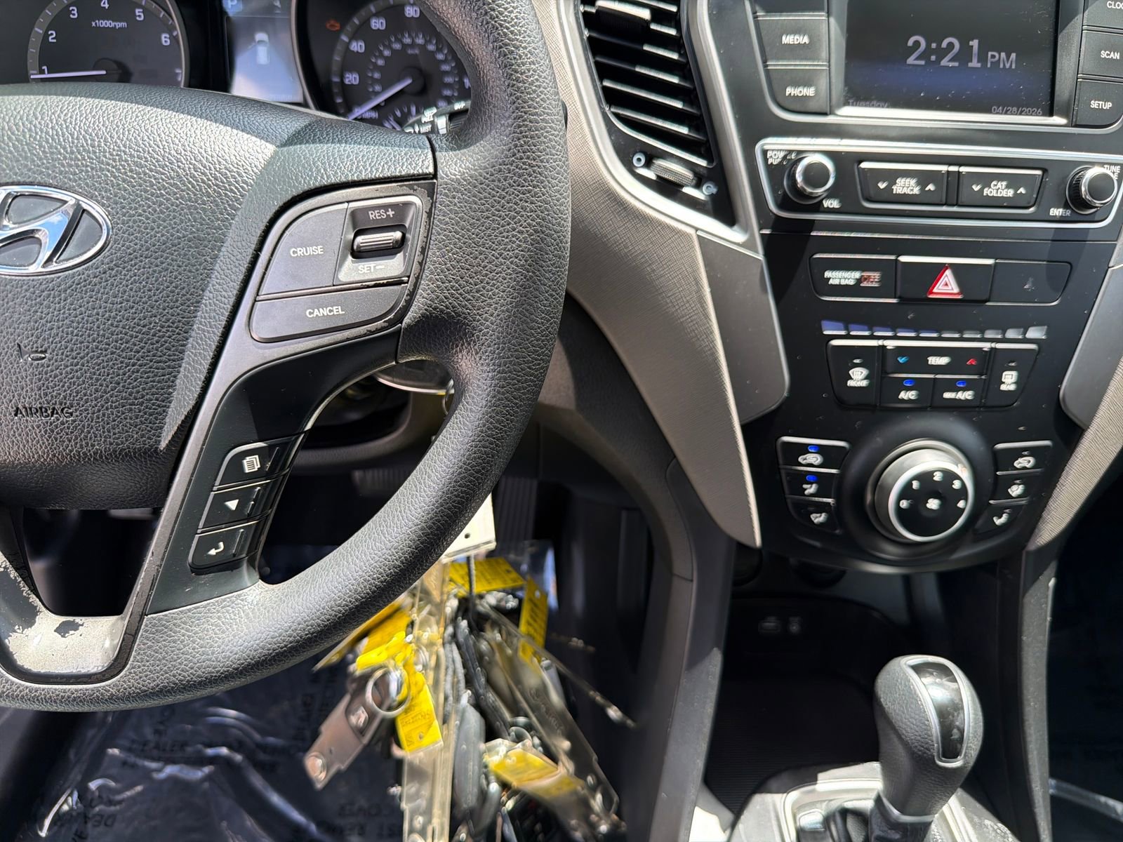 Used 2017 Hyundai Santa Fe Sport FWD image 16