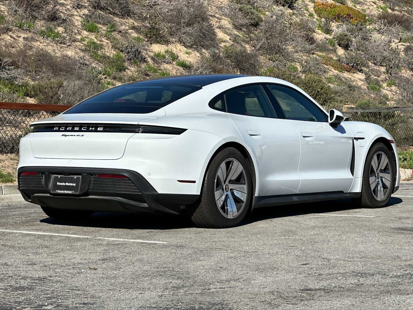 Used 2024 Porsche Taycan 4S image 7