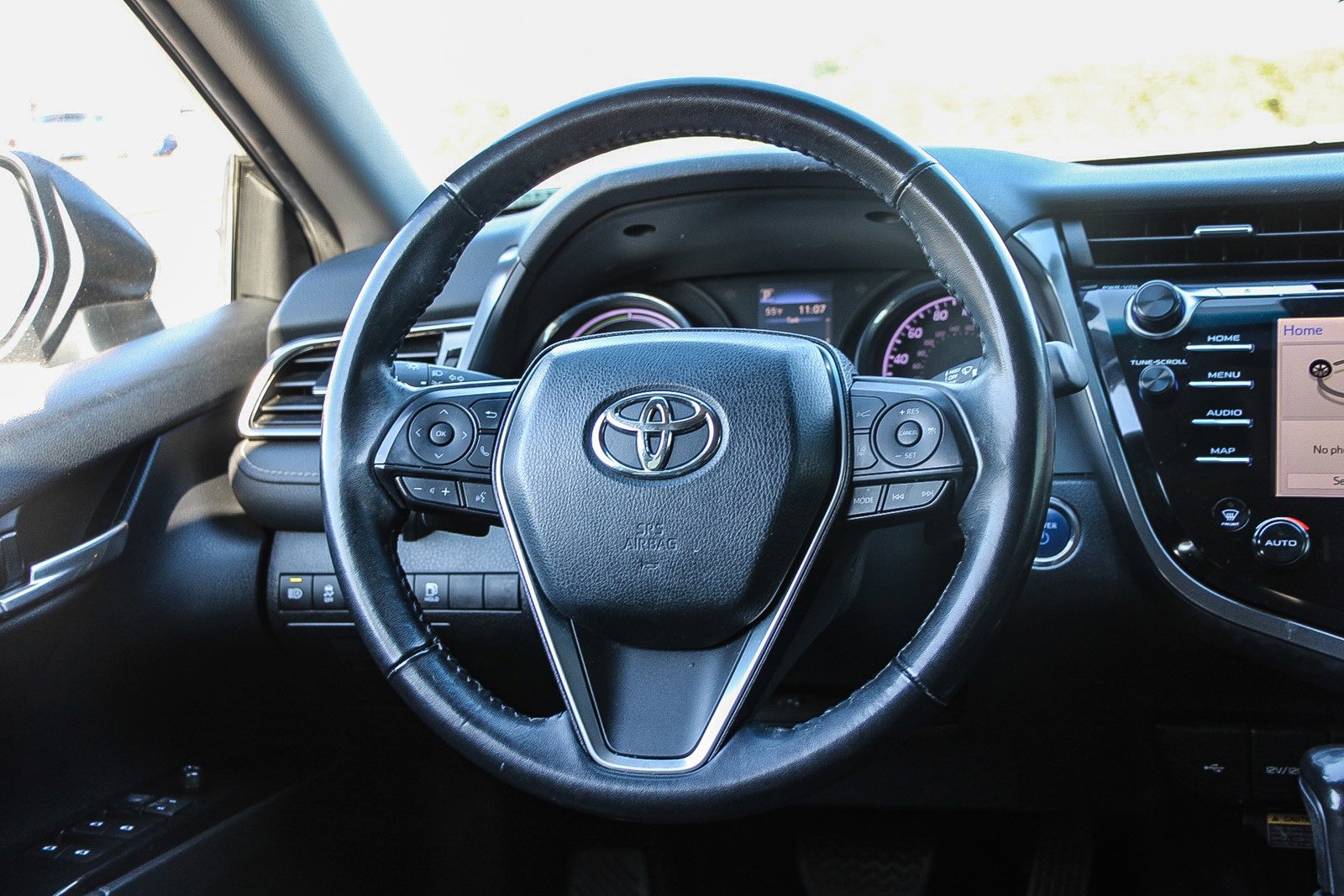 Used 2020 Toyota Camry SE image 15