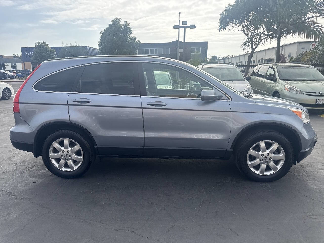 Used 2009 Honda CR-V EX-L image 6