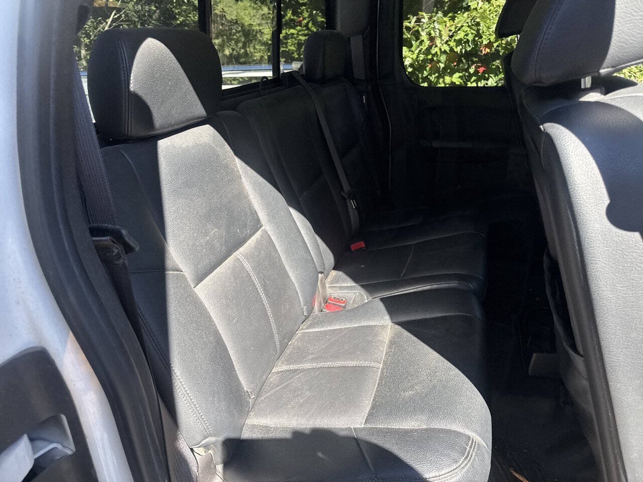 Used 2009 Chevrolet Silverado 1500 LT w/ Power Pack Plus AWD/4WD image 24