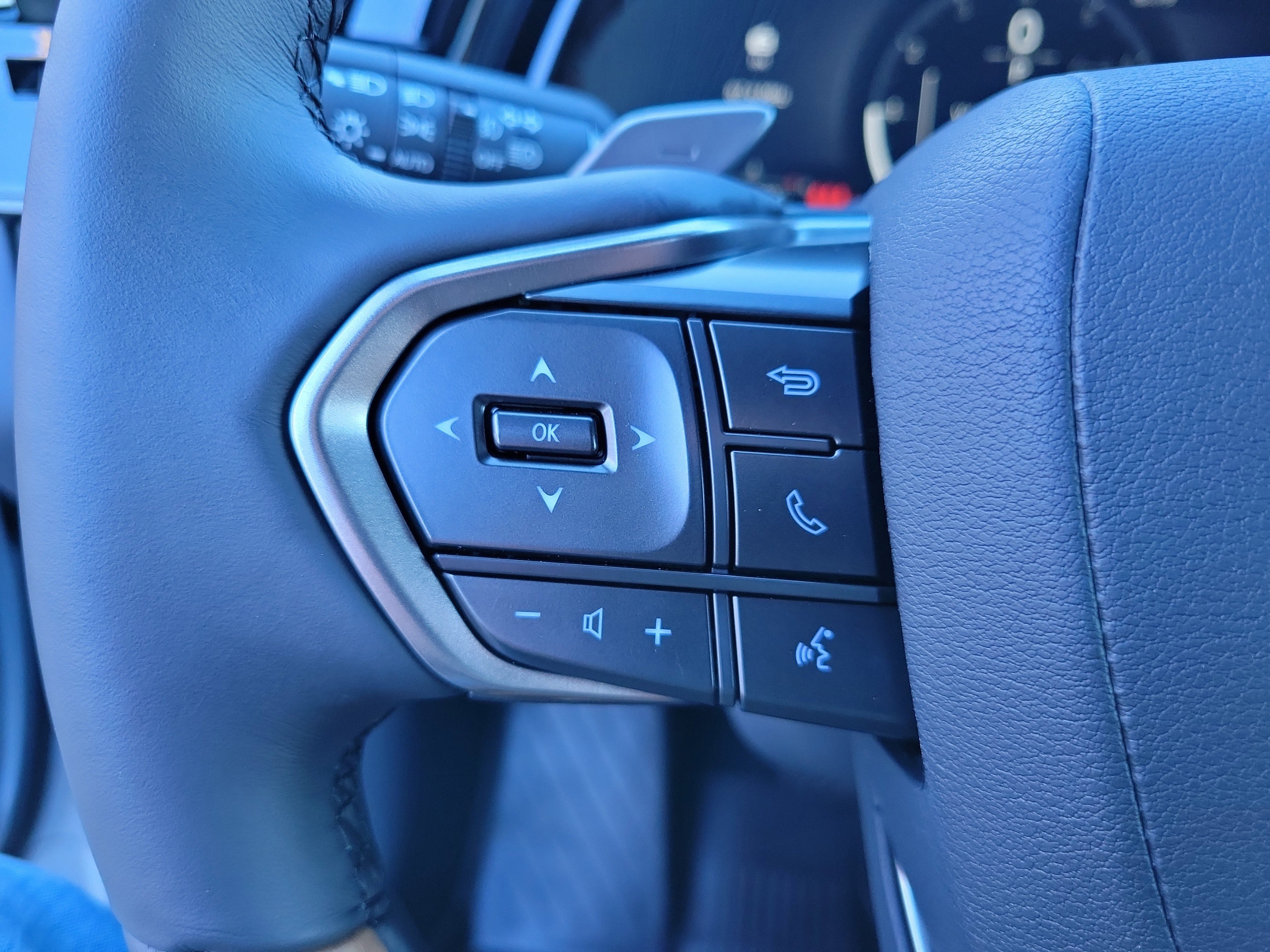 Used 2026 Lexus RX 350 Premium Plus w/ Accessory Package (K3) image 21