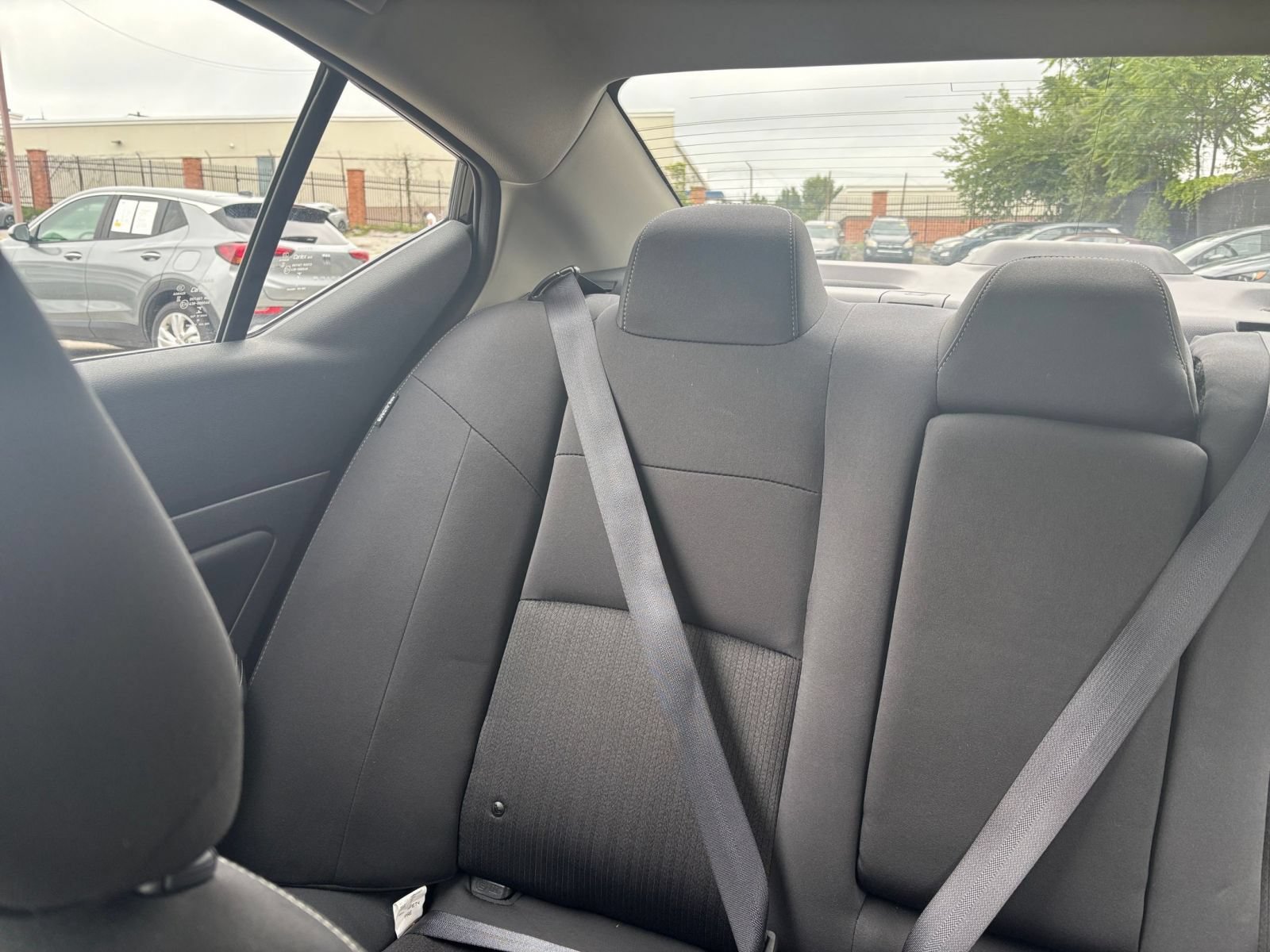 Used 2025 Nissan Altima 2.5 SV FWD image 34