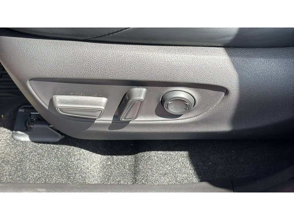 Used 2022 Toyota RAV4 XSE w/ Premium Package image 35