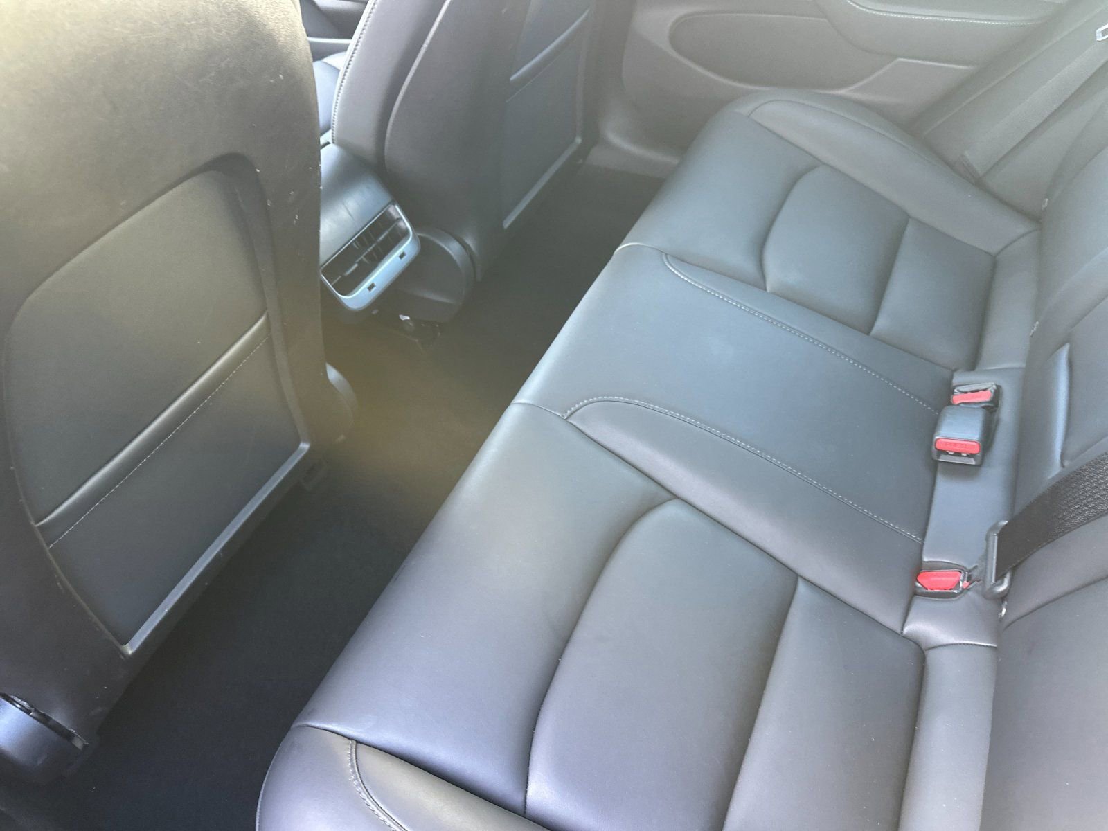 Used 2019 Tesla Model 3 Standard Range Plus image 12