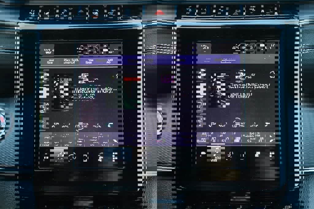 New 2024 Jeep Grand Cherokee Laredo X w/ Luxury Tech Group I image 14