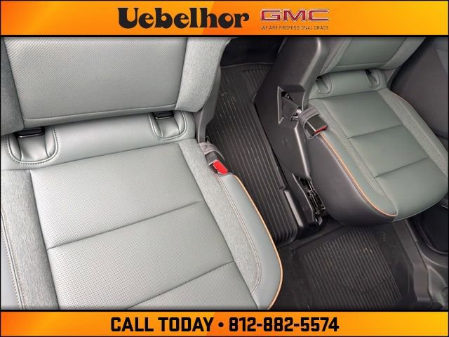 New 2026 GMC Acadia AT4 w/ Luxury Package AWD/4WD image 6
