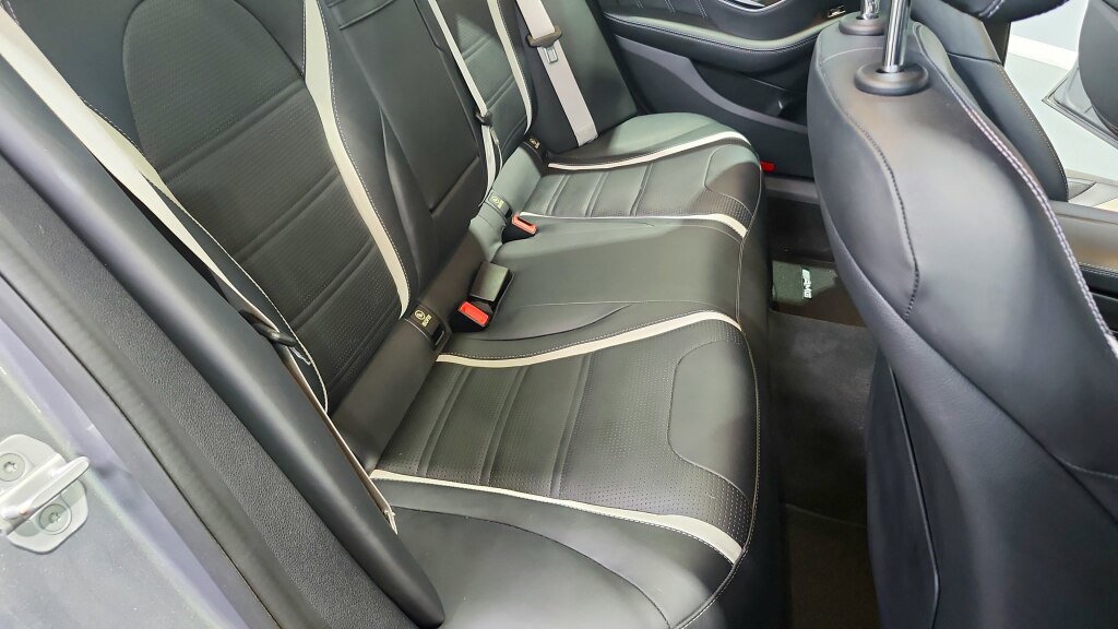 Used 2015 Mercedes-Benz C 63 AMG S image 31