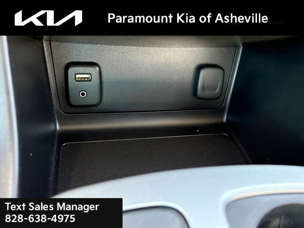 Used 2017 Chevrolet Colorado LT image 23