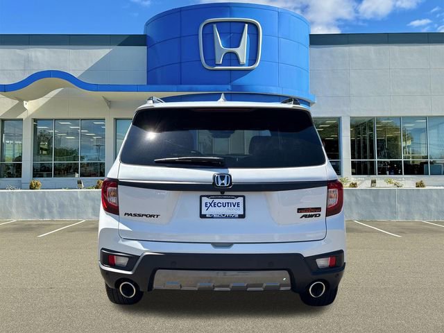 Used 2023 Honda Passport TrailSport image 3