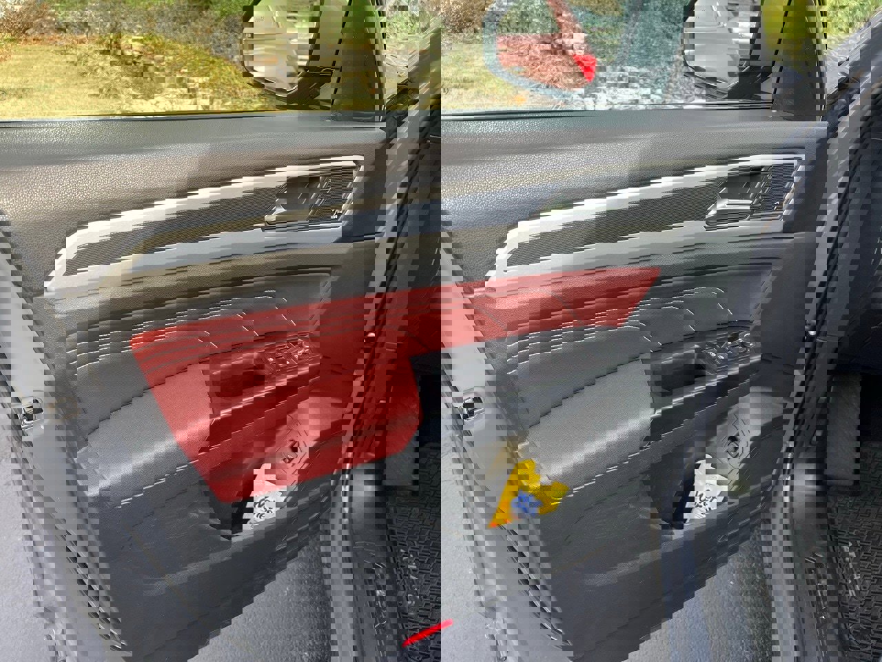 Used 2021 Volkswagen Atlas Cross Sport SEL Premium image 11