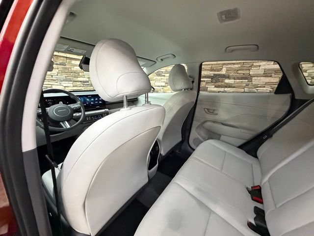 Used 2024 Hyundai Kona SEL AWD/4WD image 29