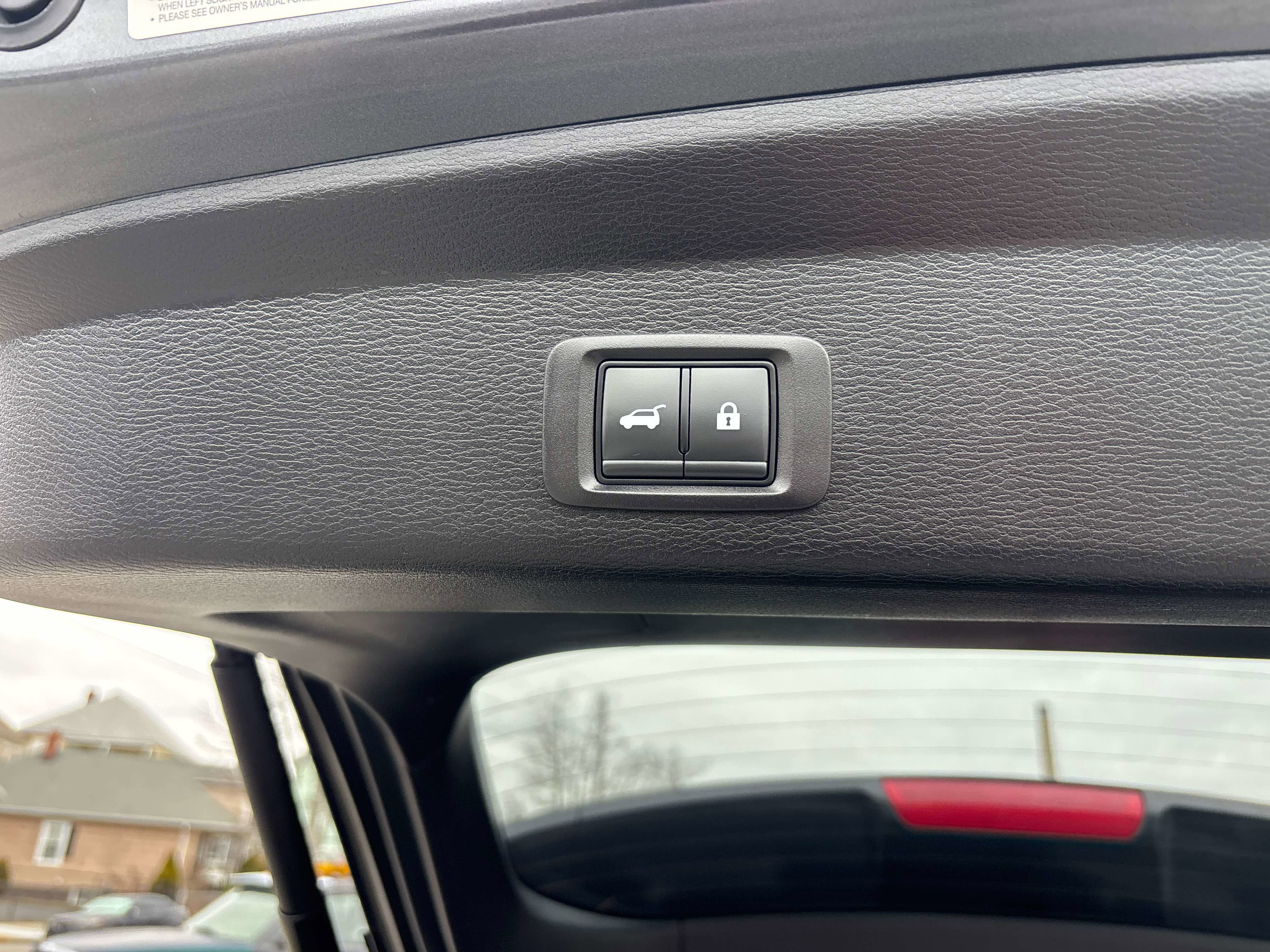 Used 2024 Mitsubishi Outlander SE image 14