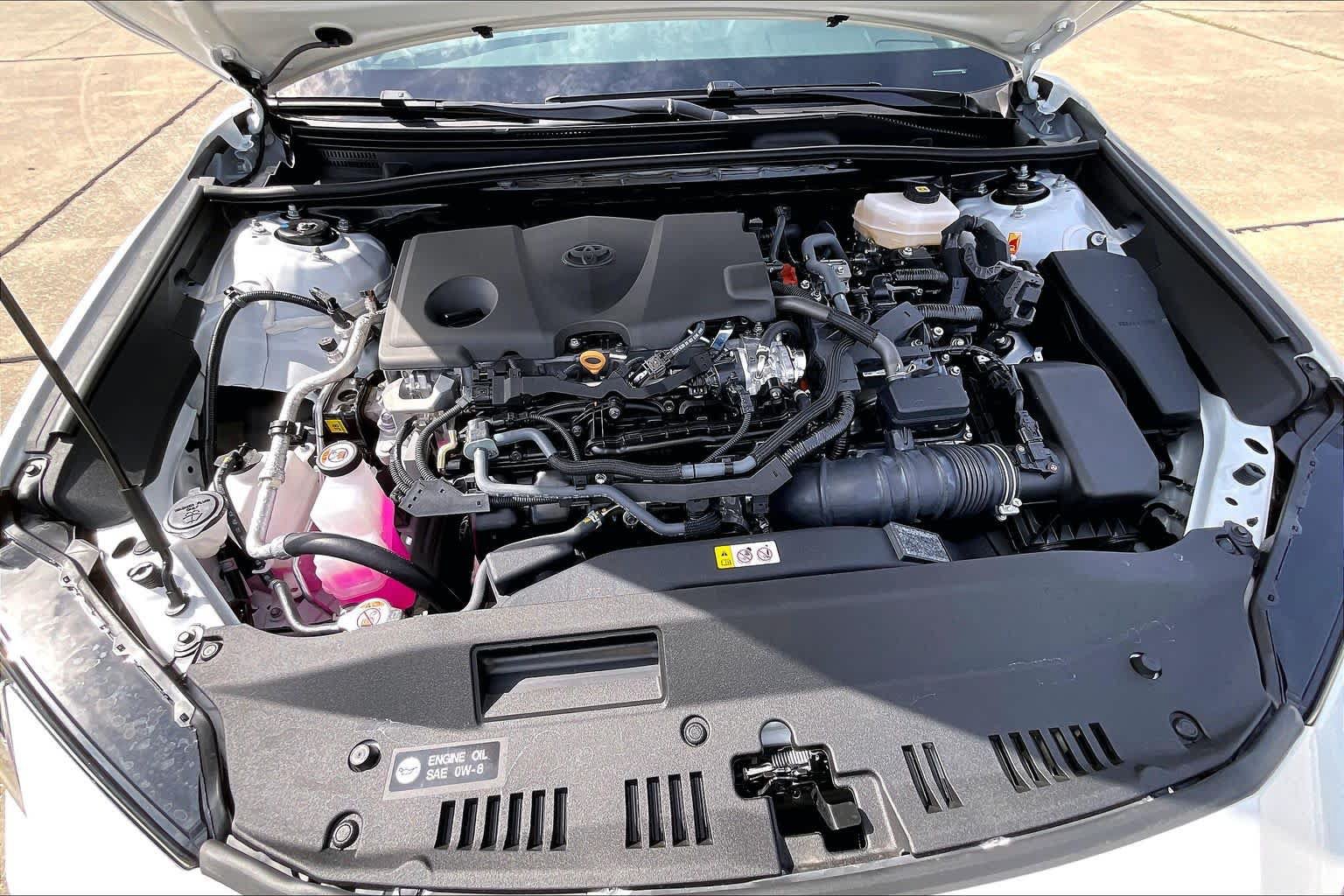 Used 2026 Toyota Camry Hybrid w/ Convenience Package FWD image 30