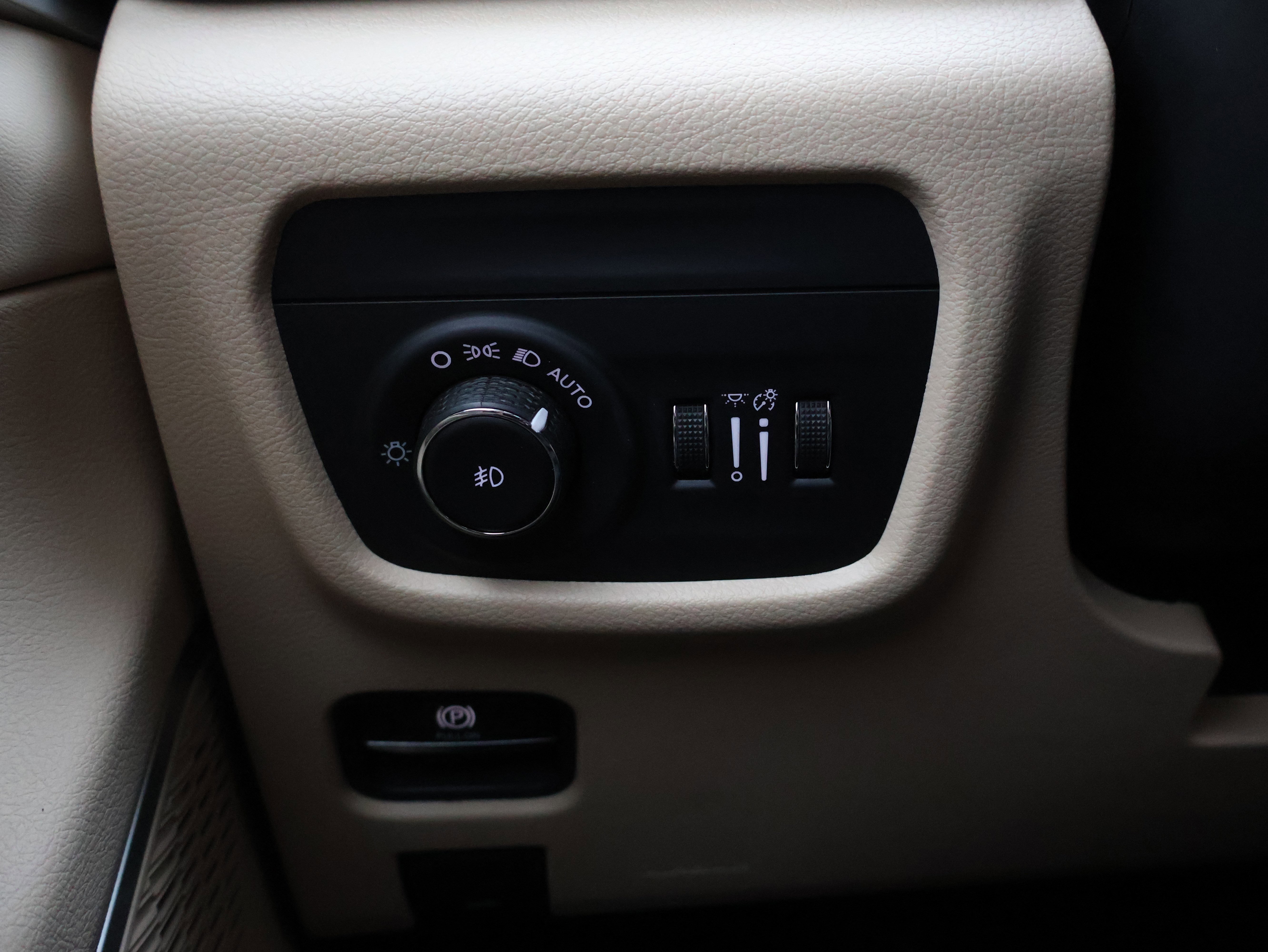 Used 2021 Jeep Grand Cherokee L Limited image 37