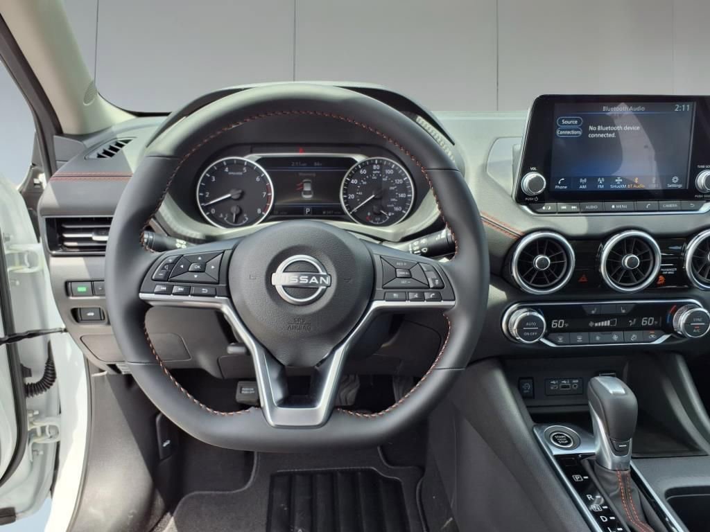 New 2025 Nissan Sentra SR w/ Midnight Edition image 9
